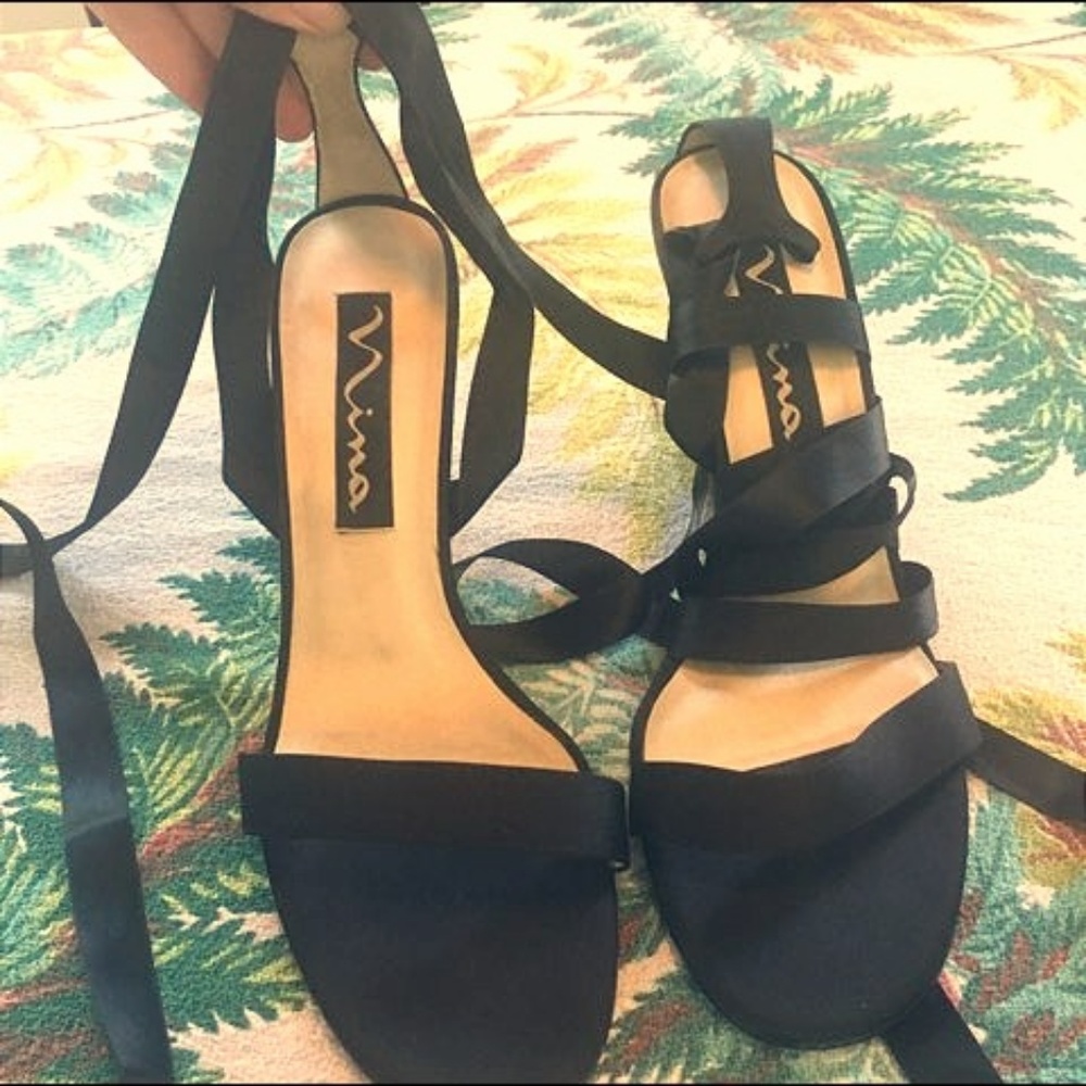 NINA strappy wrap sandles